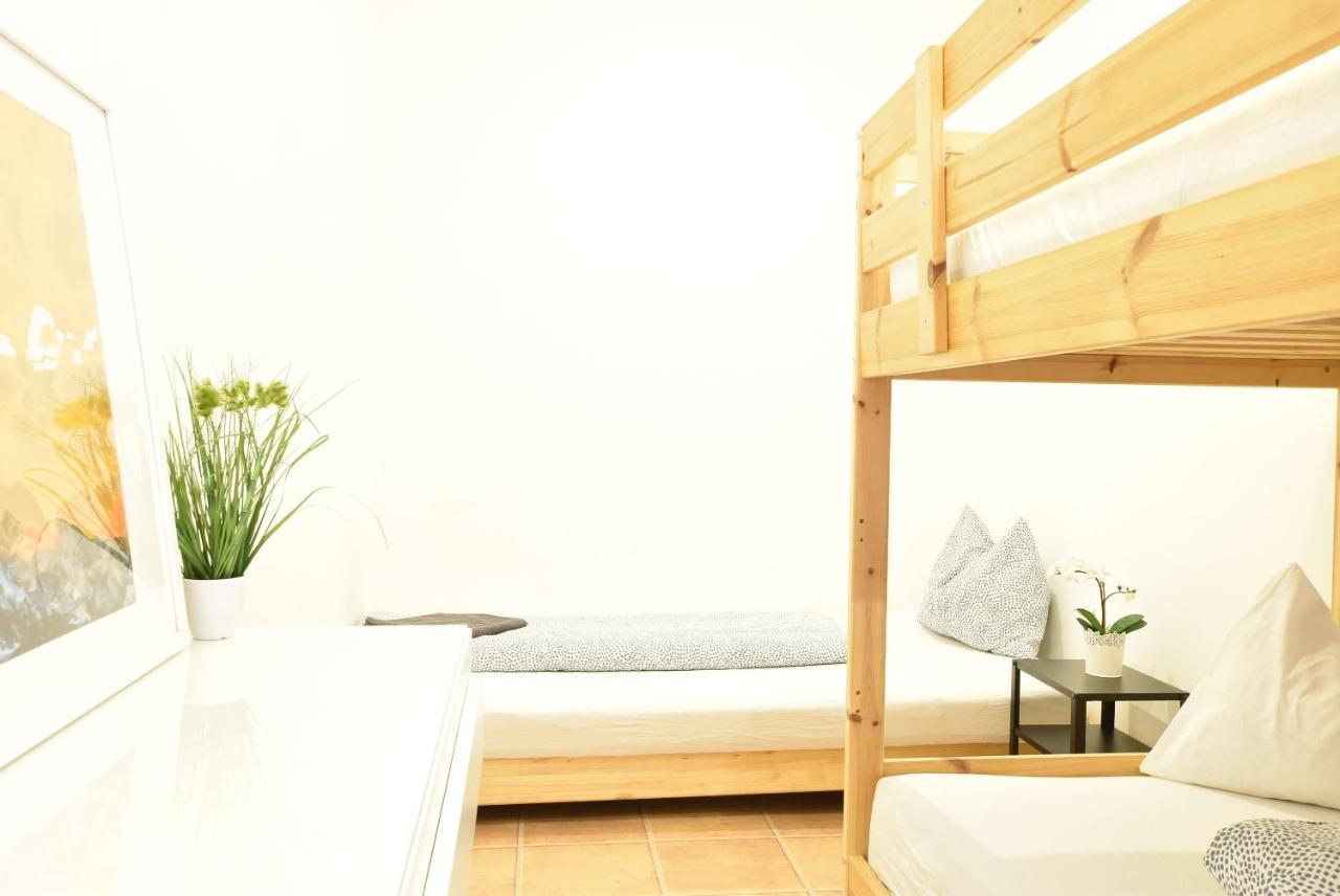 Huge Apartment In Awesome Location With Parking Innsbruck Buitenkant foto