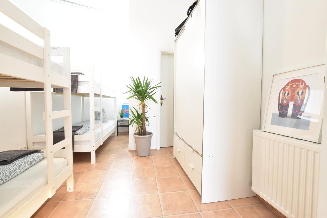 Huge Apartment In Awesome Location With Parking Innsbruck Buitenkant foto