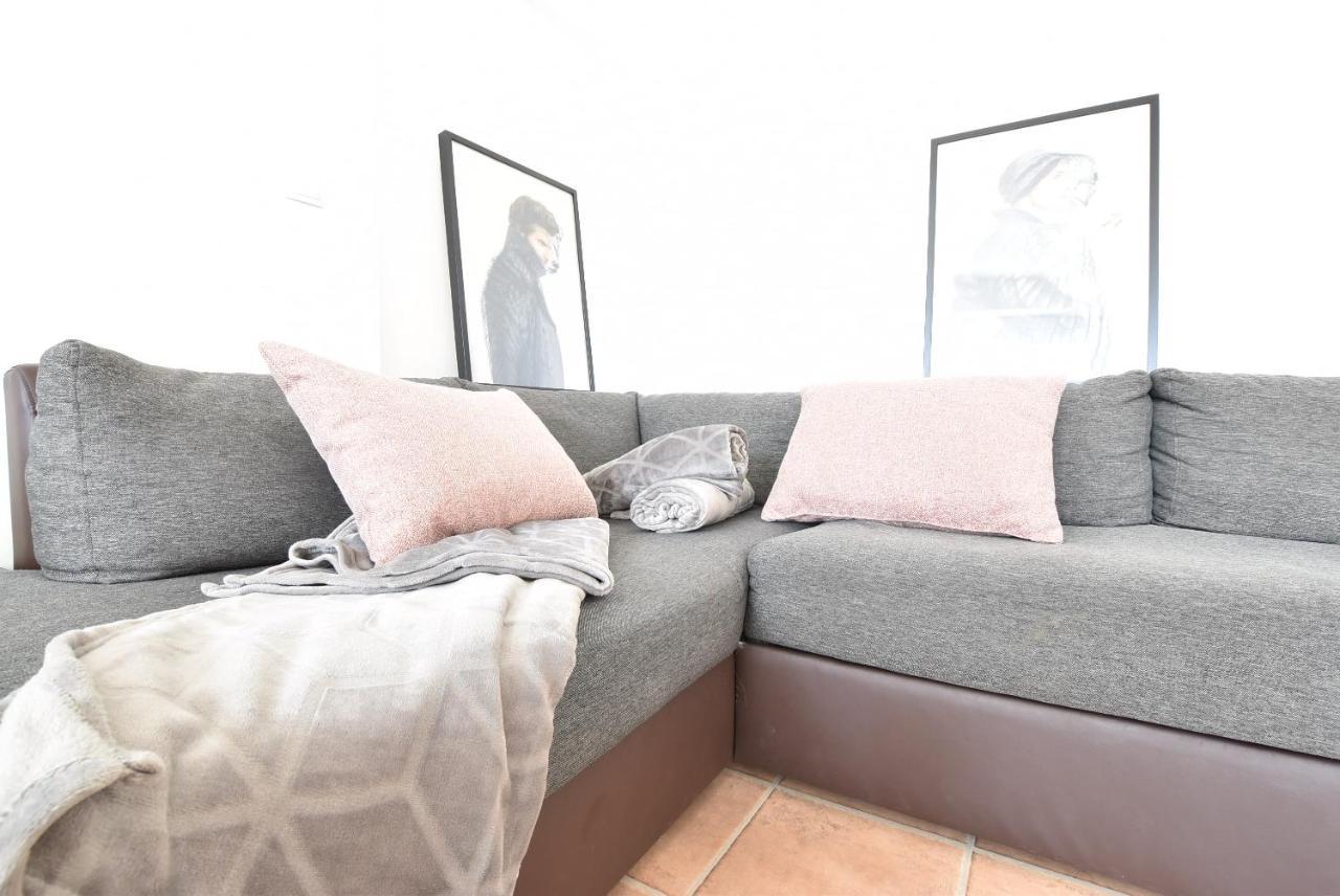 Huge Apartment In Awesome Location With Parking Innsbruck Buitenkant foto